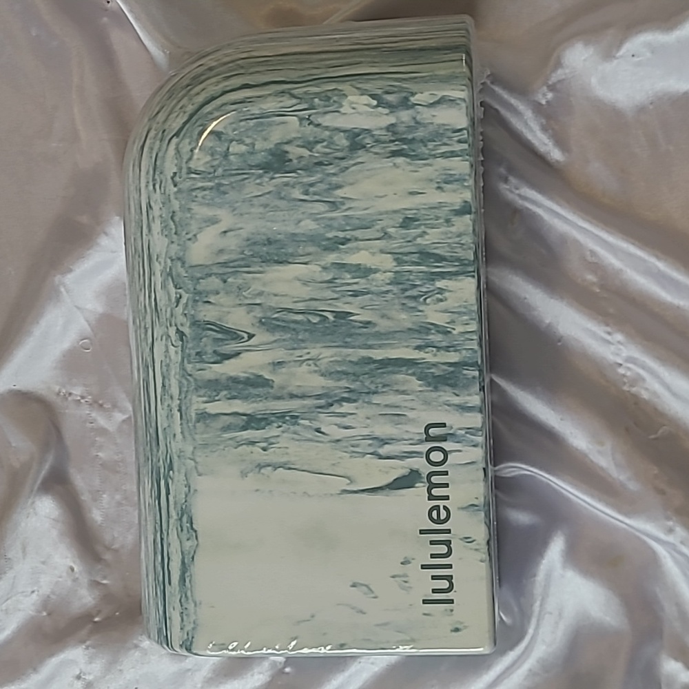 Lululemon Inner Flow Yoga Block